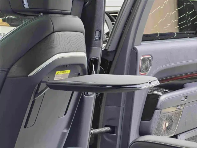 ZEEKR Zeekr 9X 2025 Standard Edition — Фото автомобиля 19
