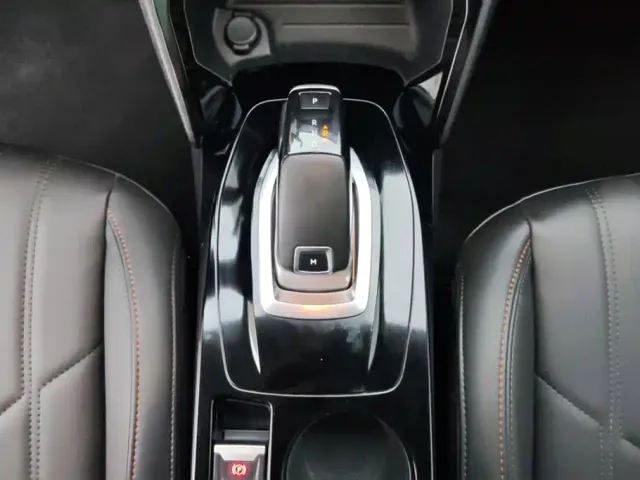 Peugeot 2008 — Фото автомобиля 16