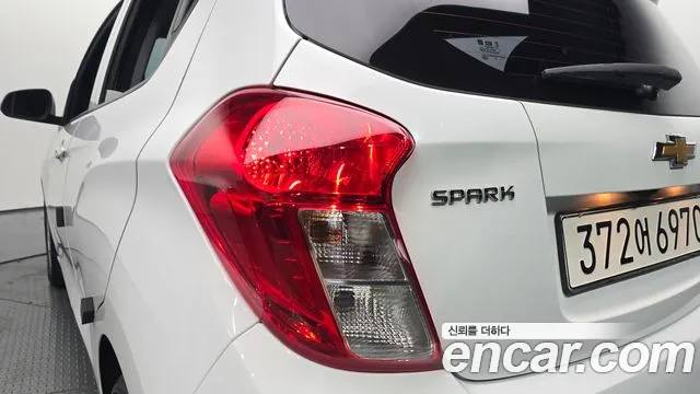 Chevrolet Spark — Фото автомобиля 8