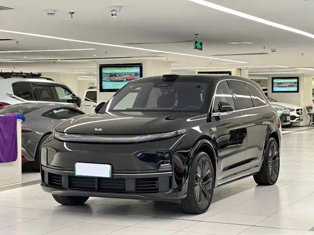 Фотография автомобиля — Li Auto L7