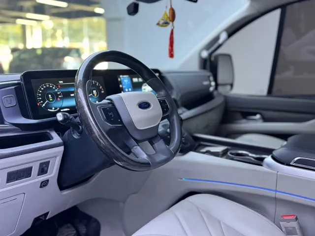 Ford Tourneo — Фото автомобиля 4