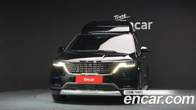 Kia Canival Carnival 4 поколение Бензин 4 места Hi-Limousine — Фото автомобиля 2