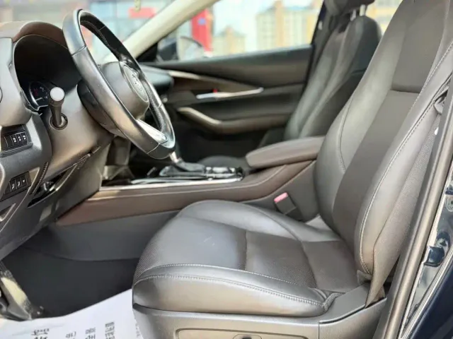 Mazda CX-30 — Фото автомобиля 10
