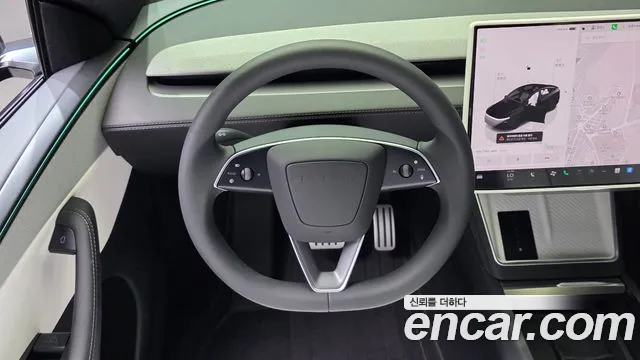 Tesla Model Y — Фото автомобиля 19