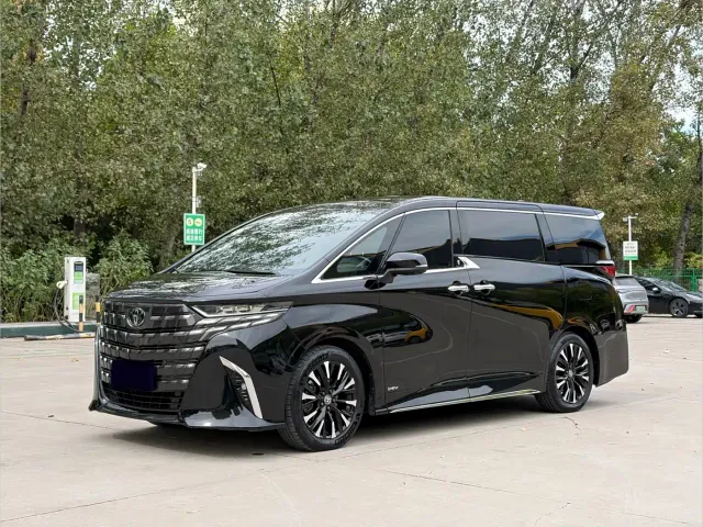 Фотография автомобиля — Toyota Alphard