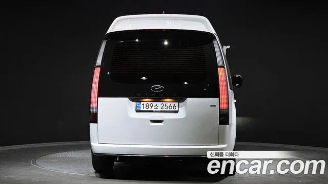 Hyundai Staria Staria 4WD Lounge 7 мест — Фото автомобиля 4