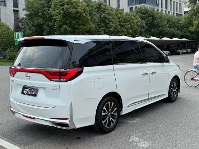 GAC Trumpchi M8 — Фото автомобиля 6