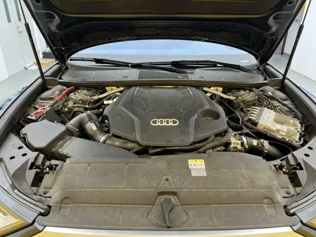 Audi A6 — Фото автомобиля 12