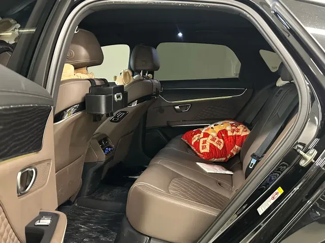 BYD Han — Фото автомобиля 5