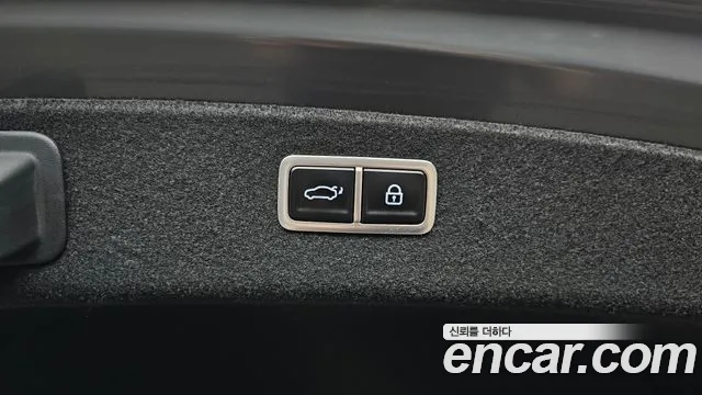 Genesis G80 Бензин 2.5 турбо AWD — Фото автомобиля 15