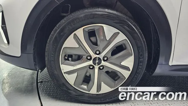 Kia Niro Niro Plus Earth — Фото автомобиля 5
