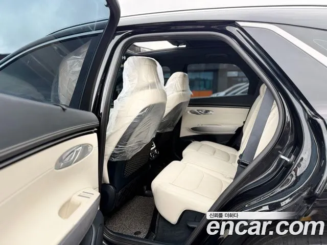Genesis GV70 Electrified GV70 — Фото автомобиля 18