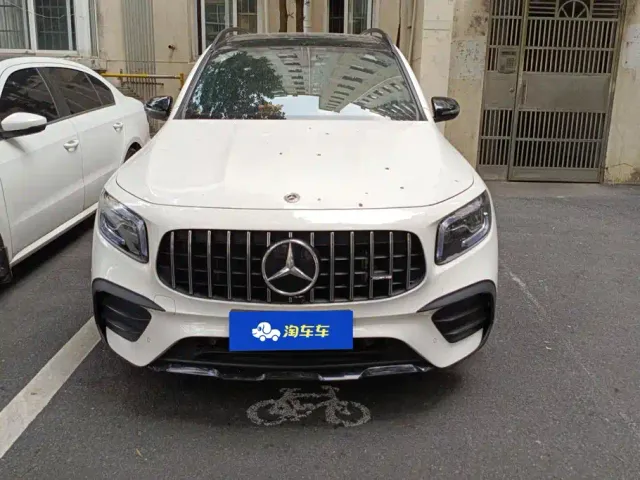 Mercedes-Benz GLB AMG — Фото автомобиля 2