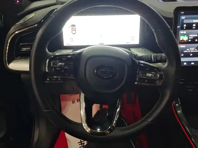 GAC Trumpchi GS8 — Фото автомобиля 15