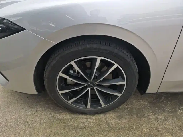 Roewe D7 — Фото автомобиля 22