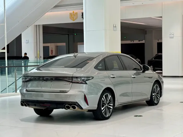Chery Arrizo 8 — Фото автомобиля 9