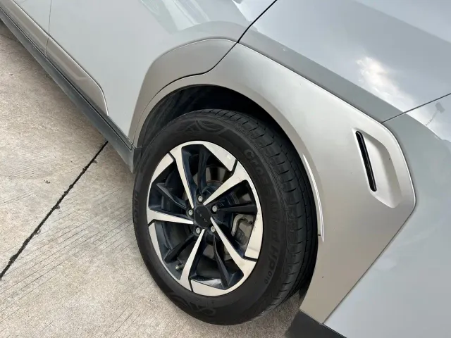 GAC Aion Y — Фото автомобиля 22
