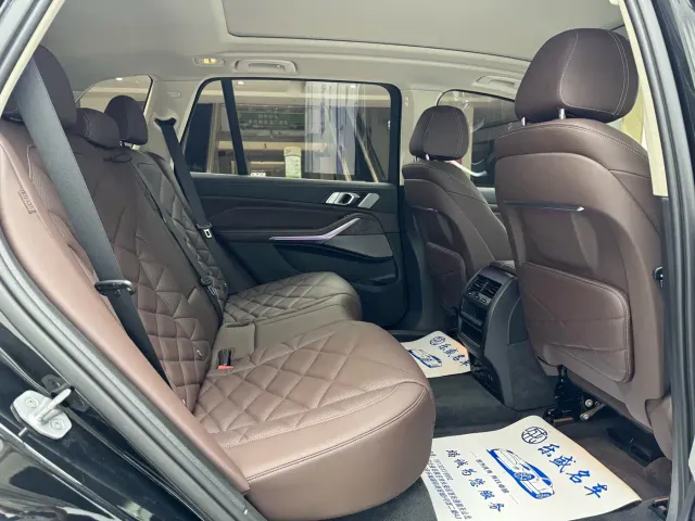BMW X5 — Фото автомобиля 15