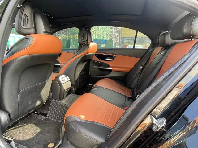 Mercedes-Benz C-Class — Фото автомобиля 8