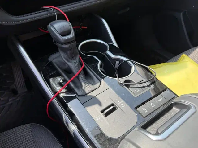 Toyota Highlander — Фото автомобиля 9