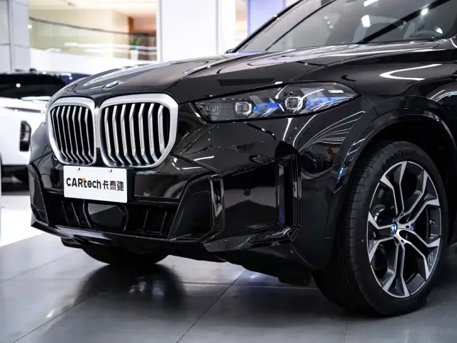 BMW X5 — Фото автомобиля 3
