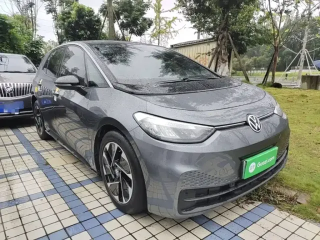 Volkswagen ID.3 — Фото автомобиля 3
