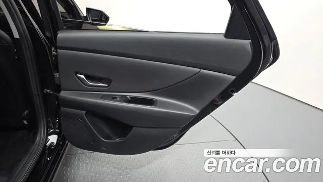Hyundai Avante CN7 — Фото автомобиля 24