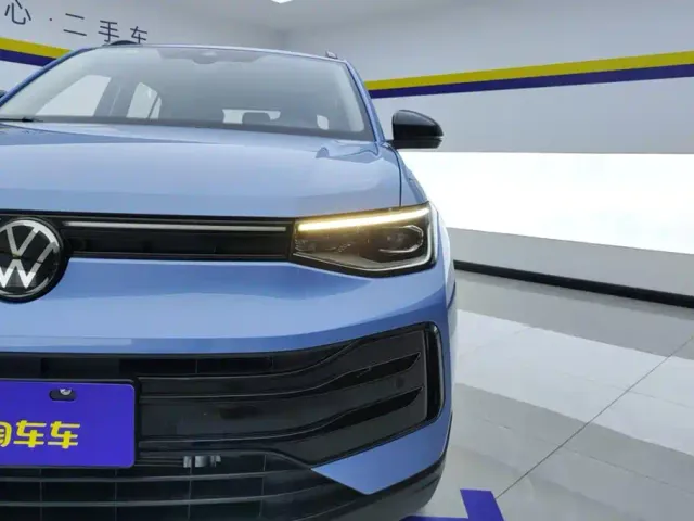 Volkswagen Tharu — Фото автомобиля 5