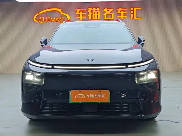 Xpeng G9 — Фото автомобиля 3
