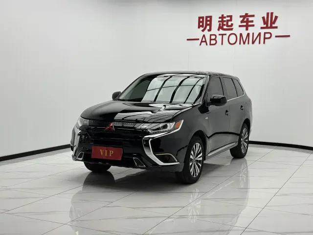 Mitsubishi Outlander — Фото автомобиля 4