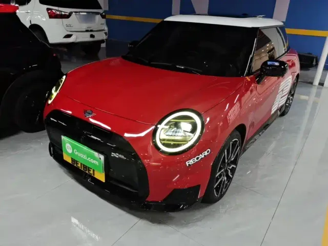 Фотография автомобиля — MINI Cooper