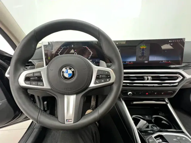 BMW 3 Series — Фото автомобиля 8