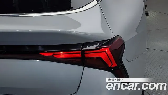 Kia K5 Новый K5 3 поколение 2.0 LPi(Для проката) — Фото автомобиля 22