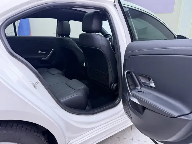 Mercedes-Benz A-Class — Фото автомобиля 20