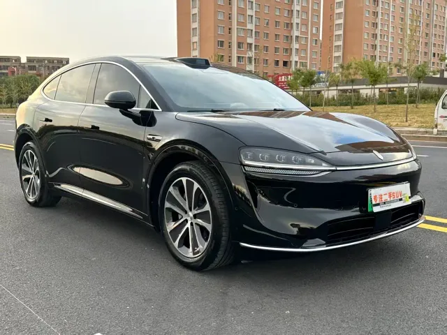 Luxeed R7 — Фото автомобиля 3