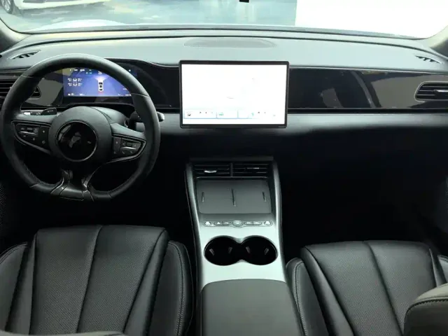 BYD Seal 06 — Фото автомобиля 12