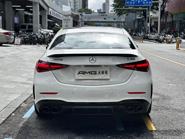 Mercedes-Benz C-Class AMG — Фото автомобиля 14