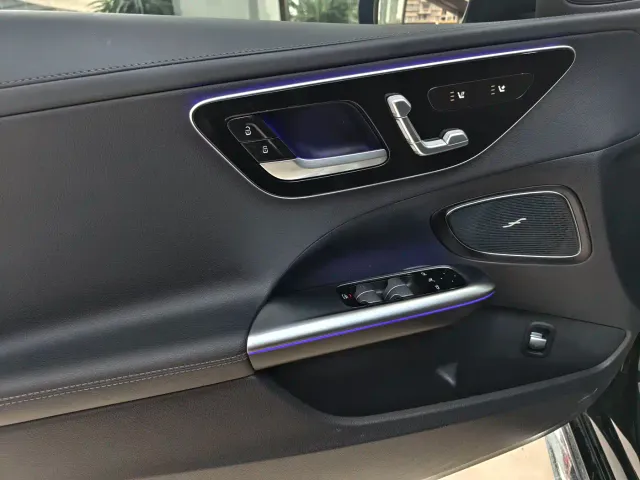 Mercedes-Benz C-Class — Фото автомобиля 18