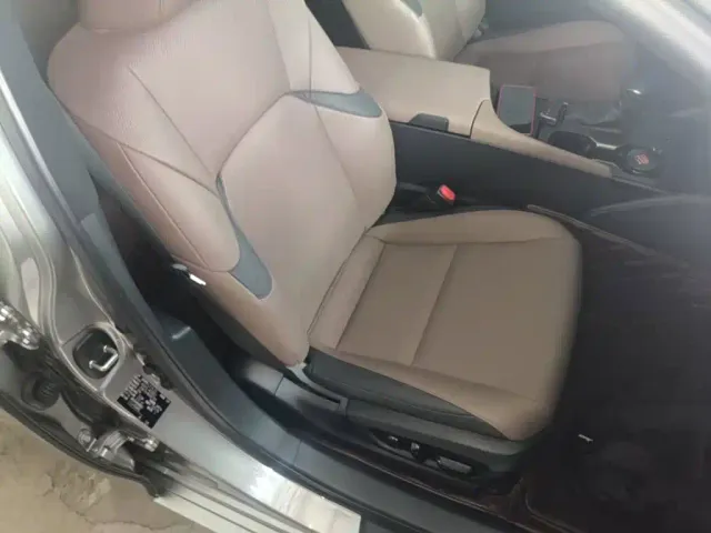 Lexus ES — Фото автомобиля 18