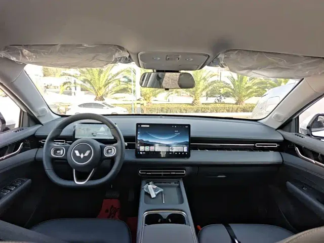 Wuling Starlight — Фото автомобиля 17