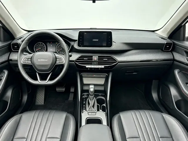 Peugeot 2008 — Фото автомобиля 9