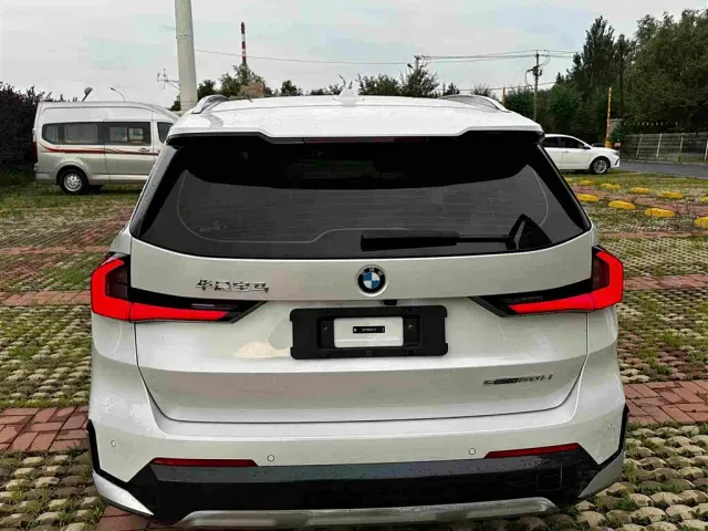 BMW X1 — Фото автомобиля 14