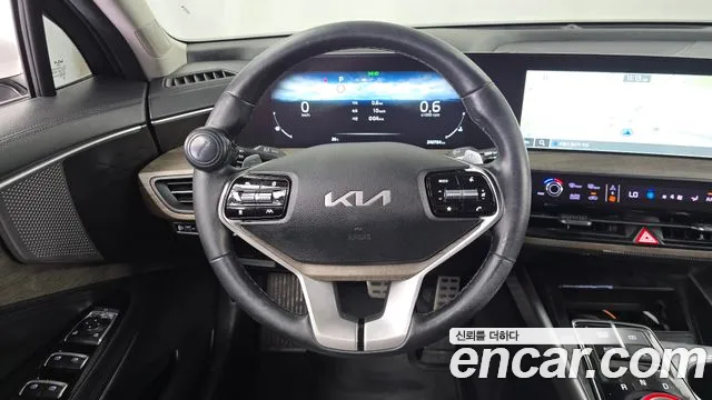 Kia K8 — Фото автомобиля 12