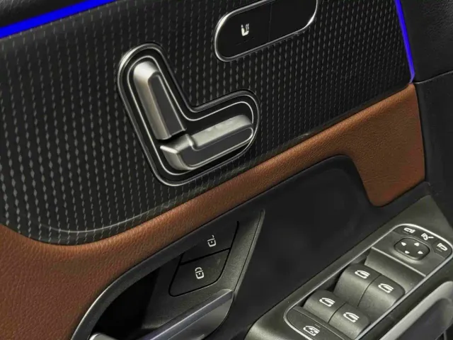 Mercedes-Benz Mercedes-Benz GLB 2023 GLB 220 Style — Фото автомобиля 8