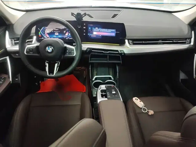 BMW X1 — Фото автомобиля 9
