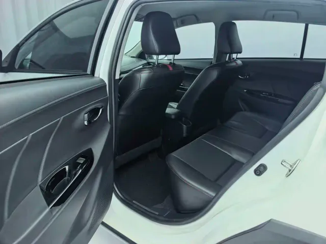 Toyota YARiS L Zhi Xuan — Фото автомобиля 11