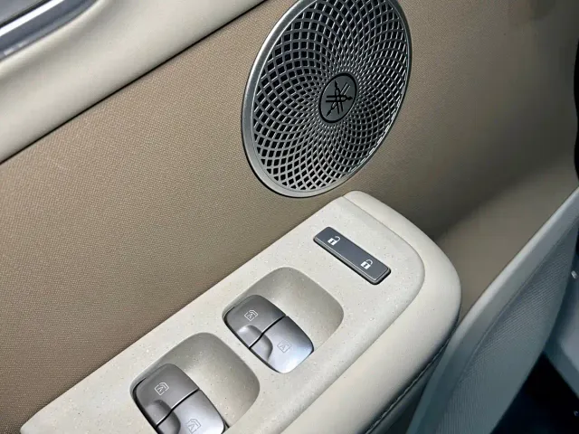 Toyota BoZhi 3X — Фото автомобиля 20