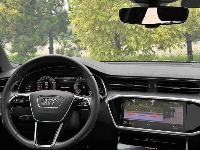 Audi A6L — Фото автомобиля 9