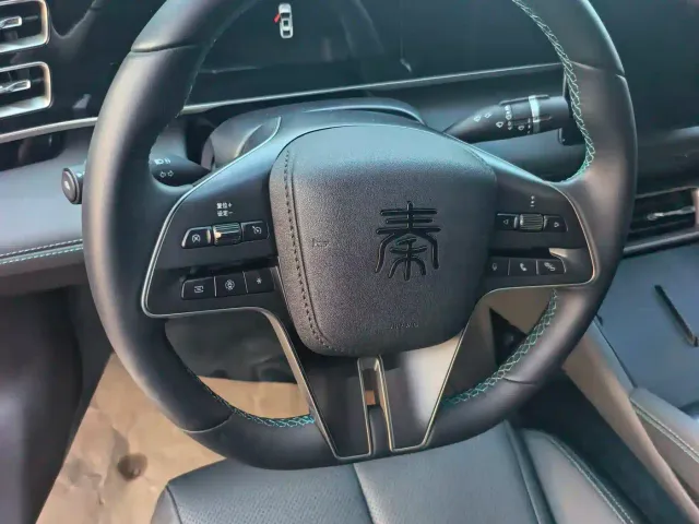 BYD Qin L — Фото автомобиля 9