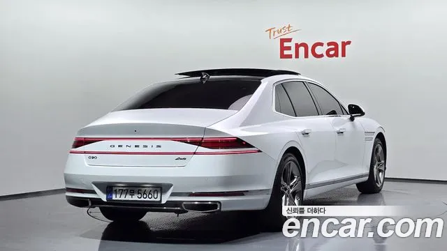 Genesis G90 Бензин 3.5 турбо AWD — Фото автомобиля 2
